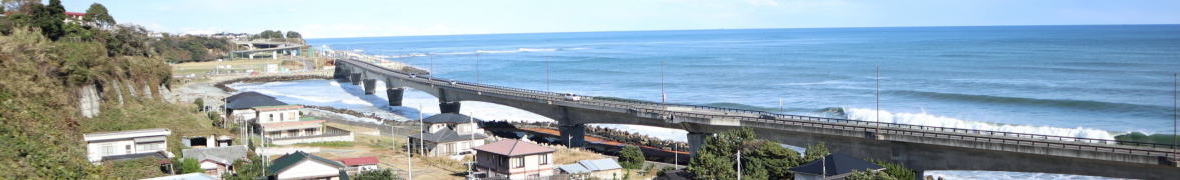 日立駅前の海岸