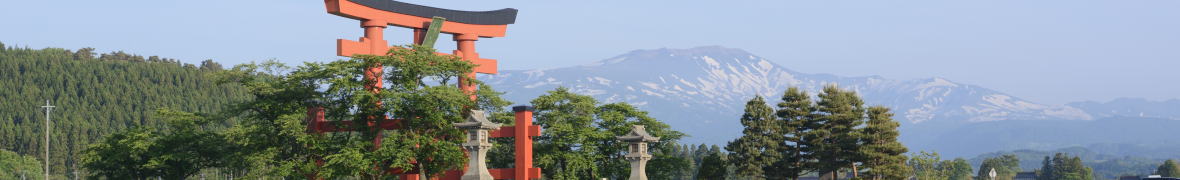 羽黒山大鳥居